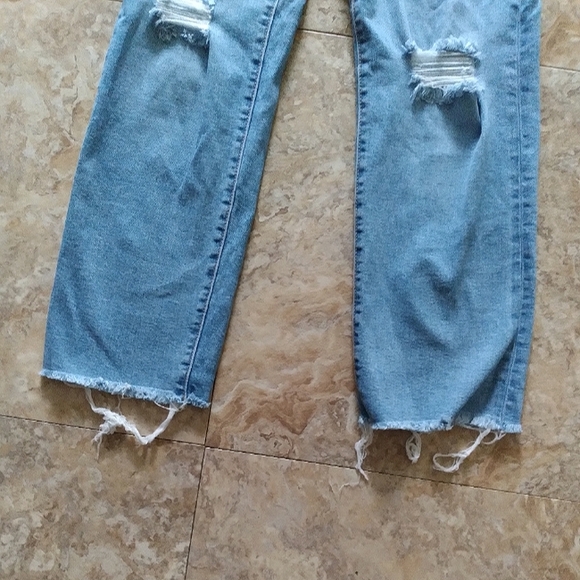 Levi's Ribcage Straight Ankle jeans, size 24 - Picture 3 of 10